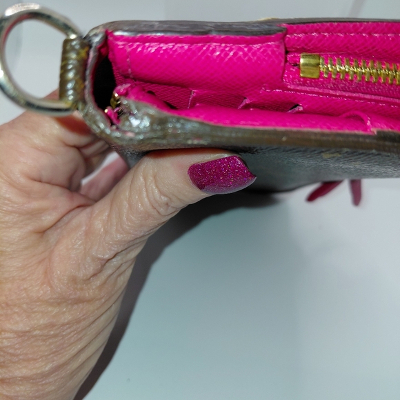 Louis Vuitton Monogram Insolite Wallet - Picture 6 of 10